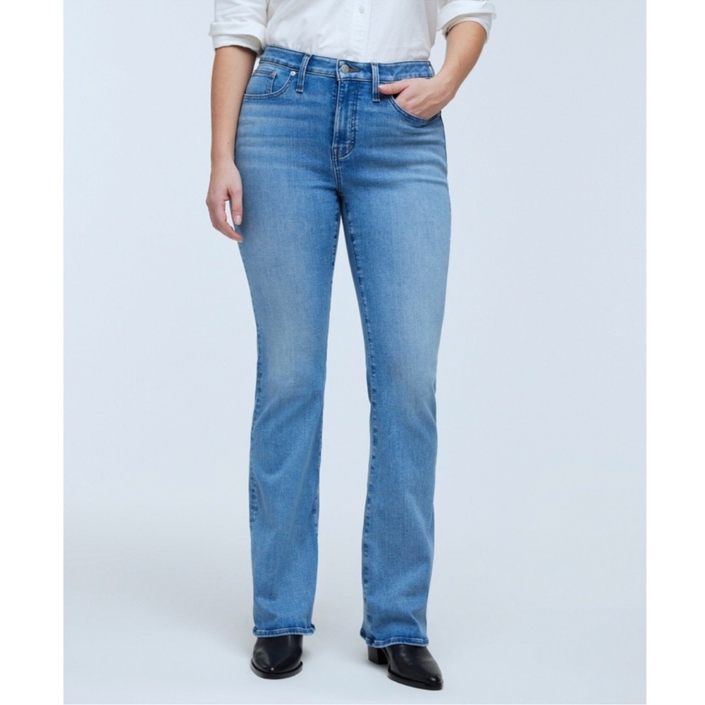 Madewell Curvy Kick Out Full-Length Jeans in Merrigan Wash Size 27